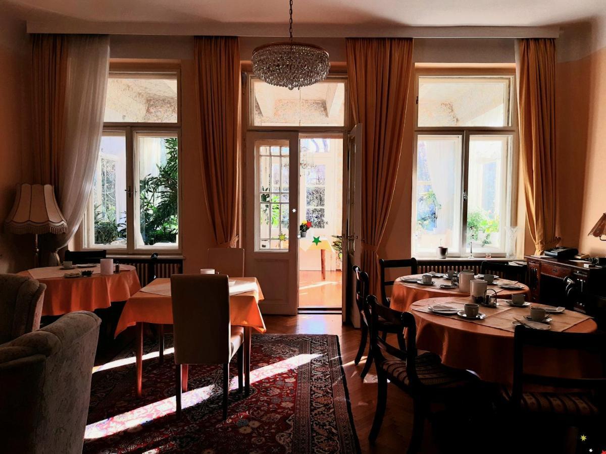 Pension Villa Inge Baden bei Wien Zewnętrze zdjęcie